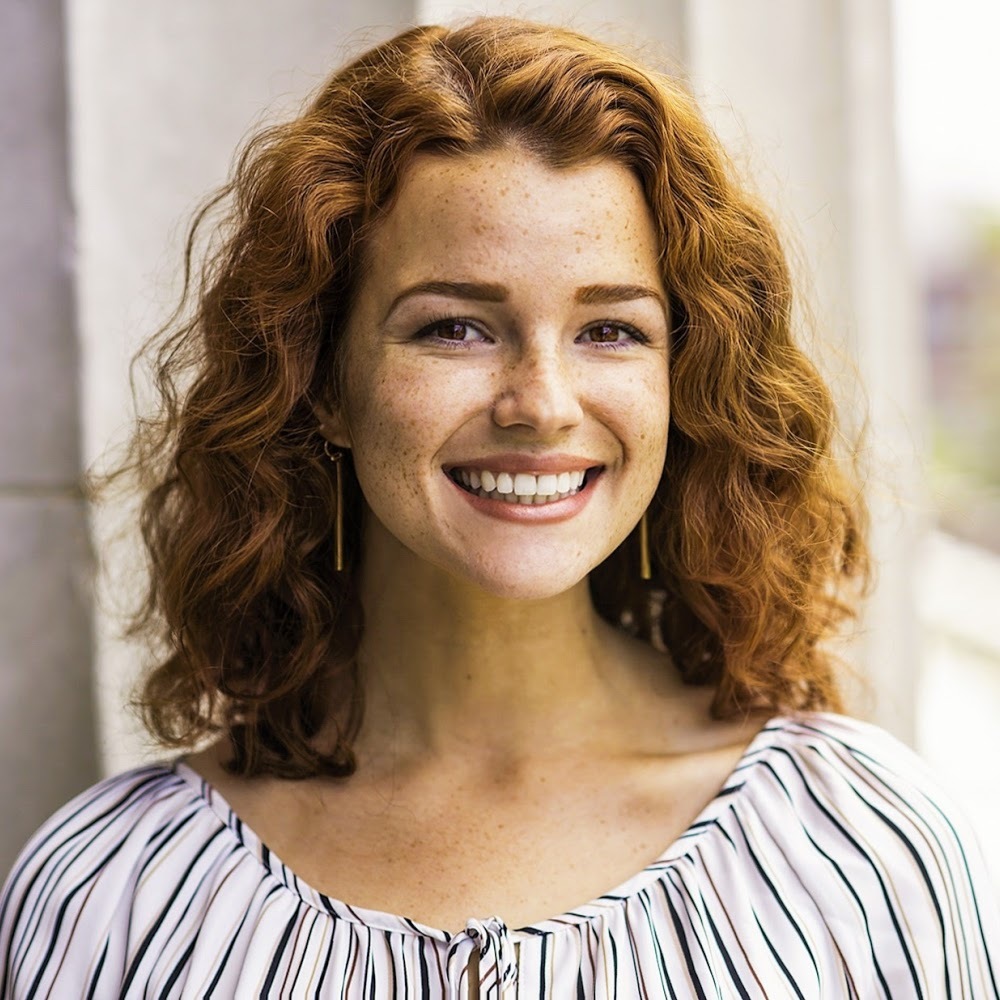 Meet your Posher, Becca